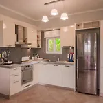 Luxury بيت للعطل