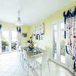 بيت للعطل Luxury *