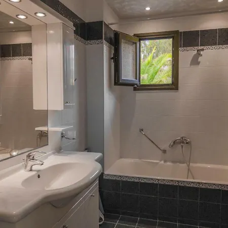 Luxury Dom wakacyjny Kounopetra